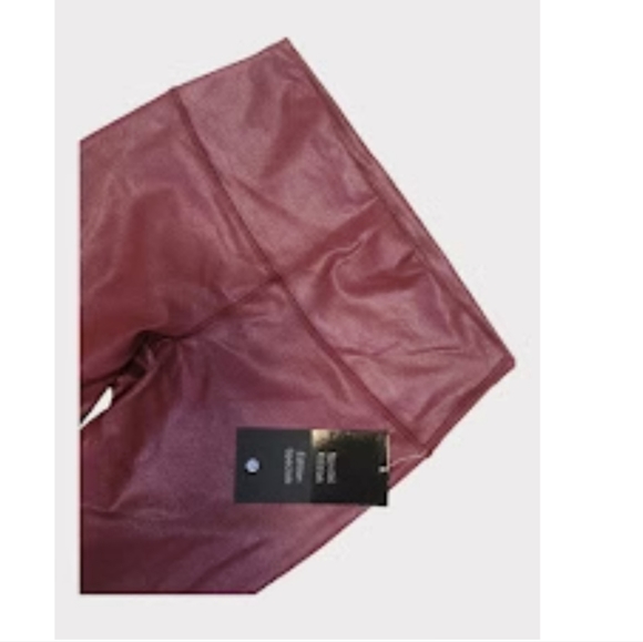 Size 10 - Lululemon Wunder Train High-Rise Tight 25" *Foil - Picture 3 of 3